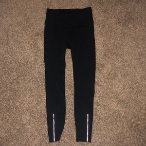 black lulu lemon leggings